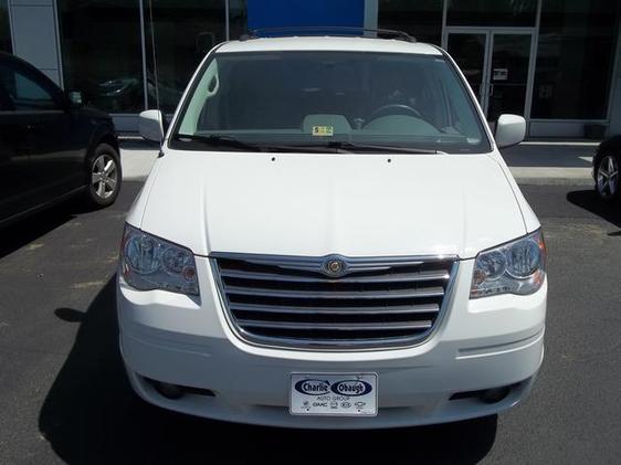 2010 Chrysler Town and Country 3.5