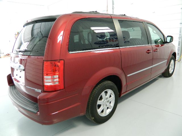 2010 Chrysler Town and Country 3.5