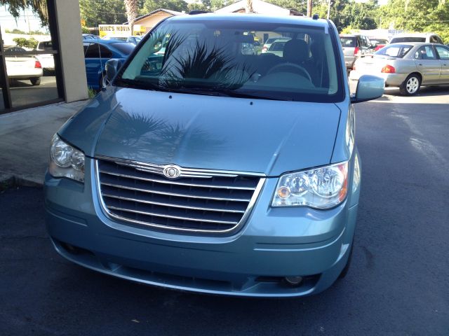 2010 Chrysler Town and Country 3.5