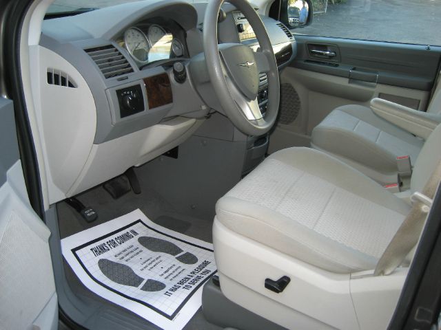 2010 Chrysler Town and Country Elk Conversion Van