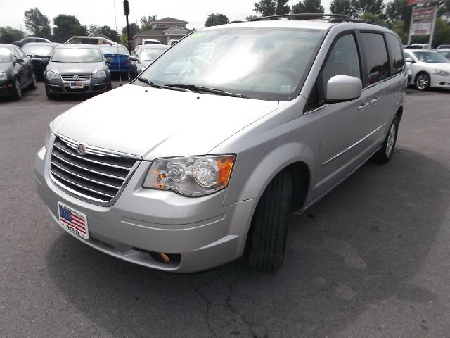 2010 Chrysler Town and Country 3.5