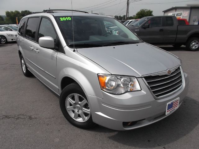 2010 Chrysler Town and Country 3.5