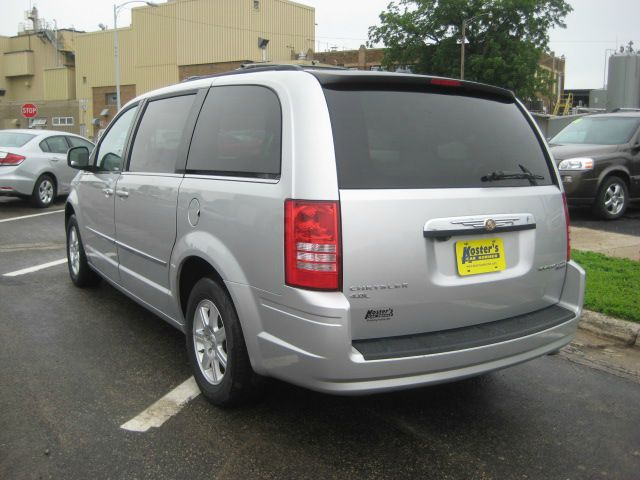 2010 Chrysler Town and Country 3.5