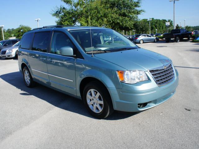 2010 Chrysler Town and Country 3.5