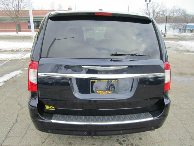 2011 Chrysler Town and Country 3.5