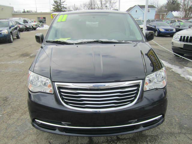 2011 Chrysler Town and Country 3.5