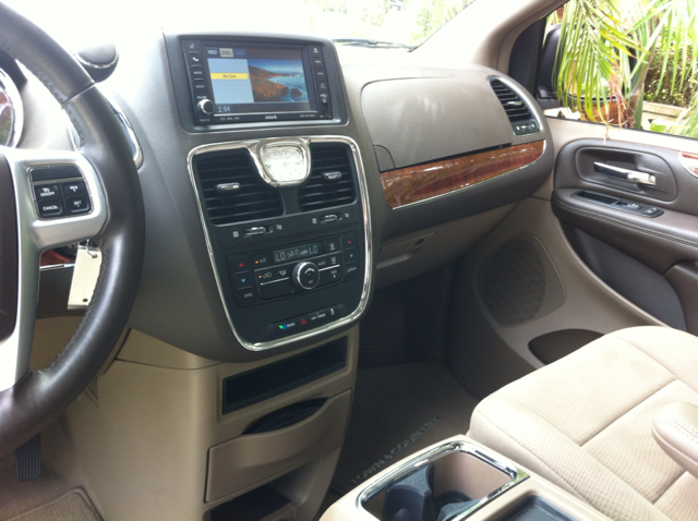 2011 Chrysler Town and Country 3.5