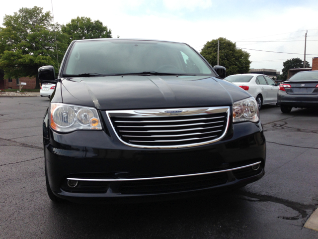 2011 Chrysler Town and Country 3.5