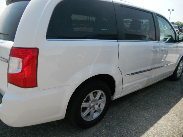 2012 Chrysler Town and Country 3.5