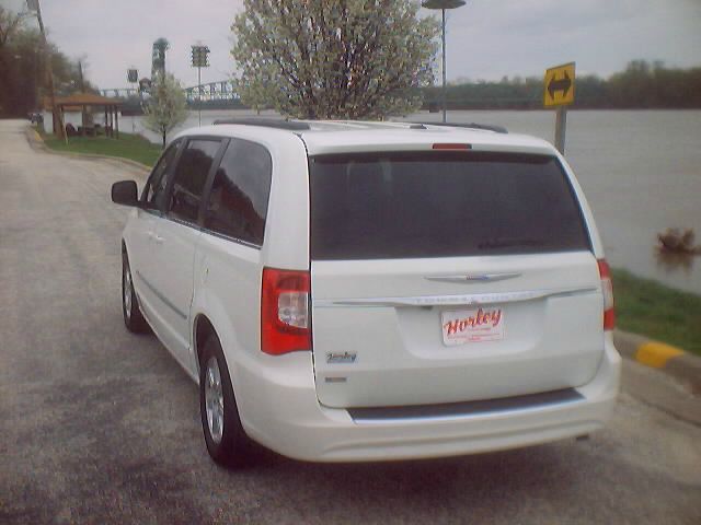 2012 Chrysler Town and Country 3.5