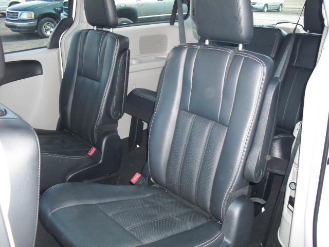 2012 Chrysler Town and Country 3.5