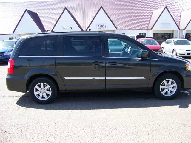 2012 Chrysler Town and Country 3.5