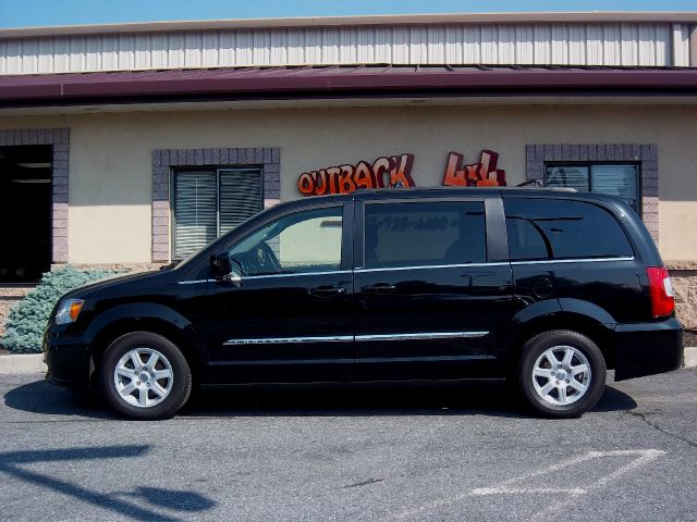 2012 Chrysler Town and Country 3.5