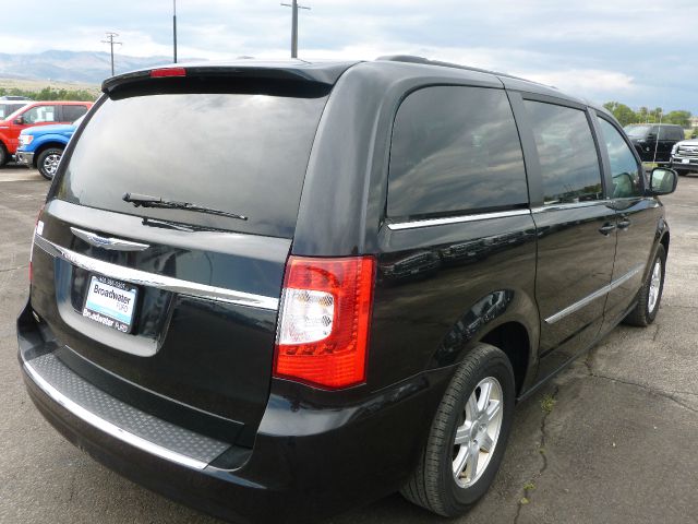 2012 Chrysler Town and Country 3.5