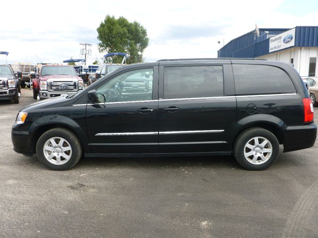 2012 Chrysler Town and Country 3.5