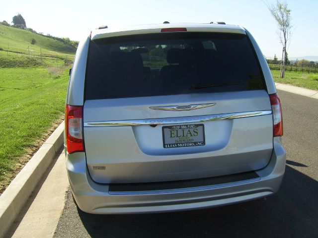 2012 Chrysler Town and Country 3.5