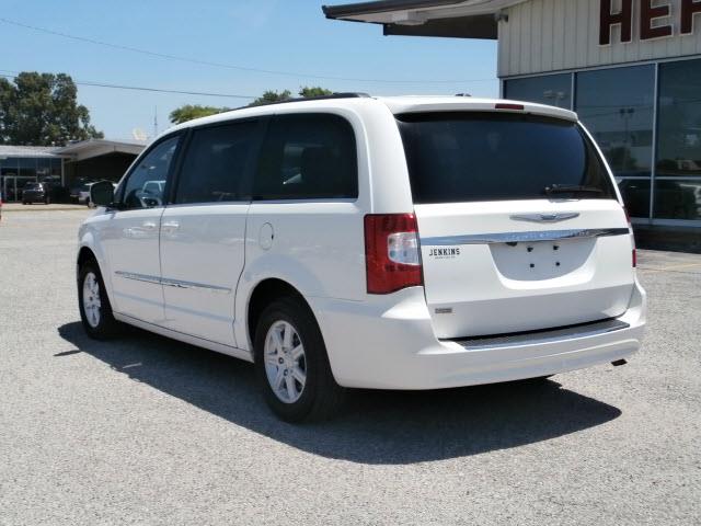 2012 Chrysler Town and Country 3.5