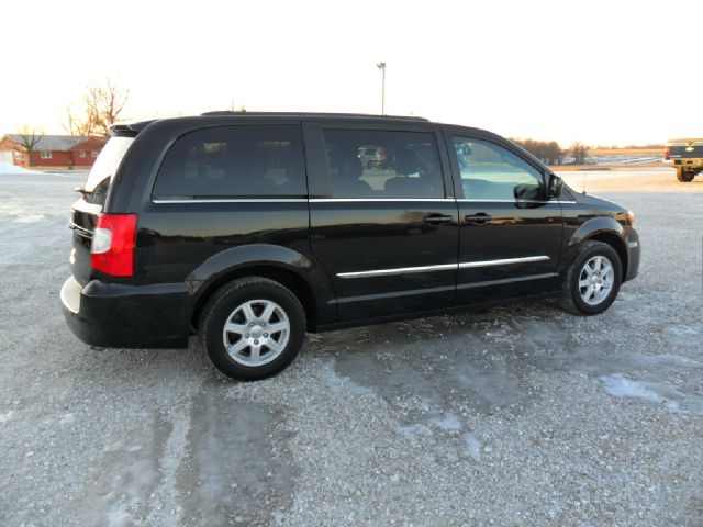 2012 Chrysler Town and Country 3.5