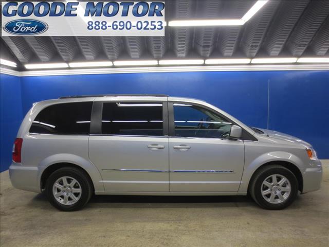 2012 Chrysler Town and Country 3.5