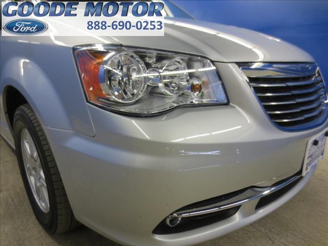 2012 Chrysler Town and Country 3.5