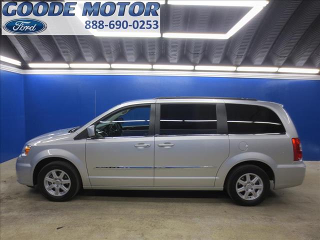 2012 Chrysler Town and Country 3.5