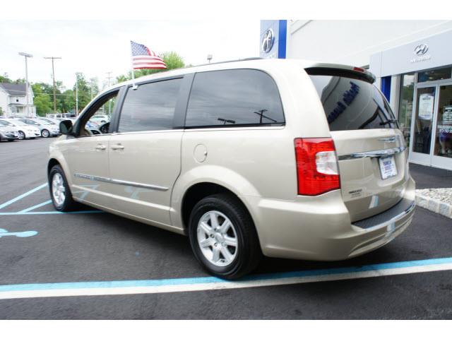 2012 Chrysler Town and Country 3.5