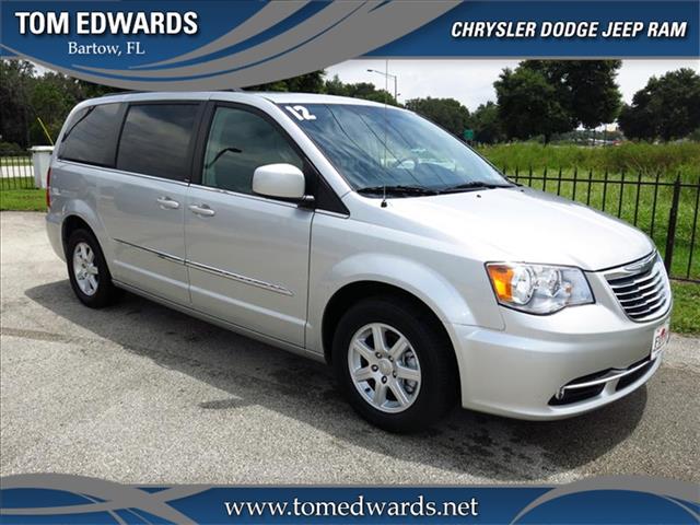 2012 Chrysler Town and Country AUTO LX