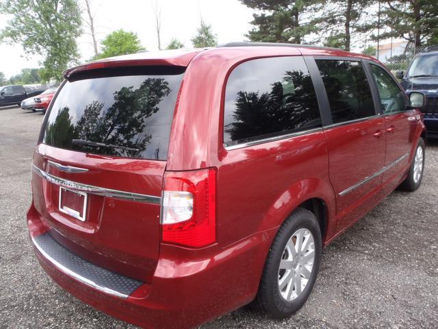 2012 Chrysler Town and Country 3.5