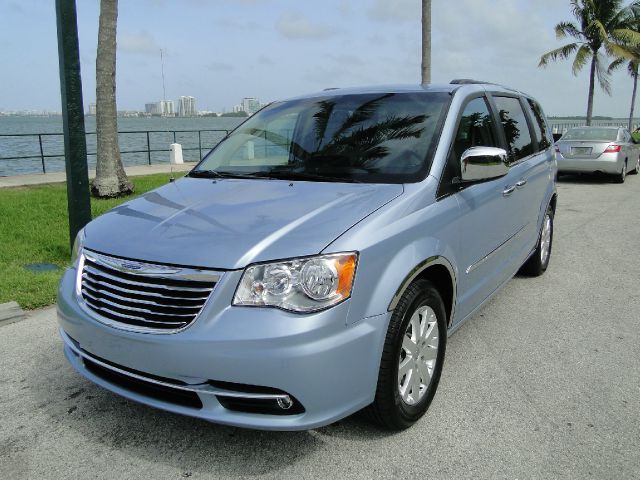 2013 Chrysler Town and Country 3.5