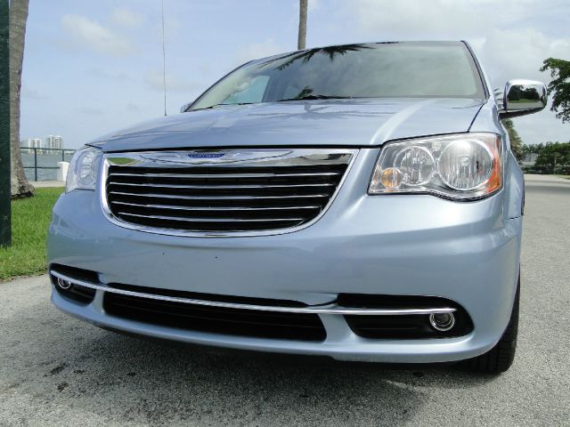 2013 Chrysler Town and Country 3.5