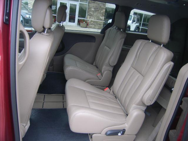 2013 Chrysler Town and Country 3.5