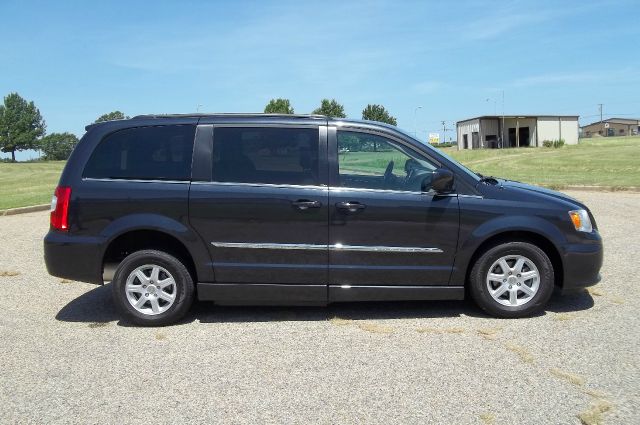 2013 Chrysler Town and Country 3.5