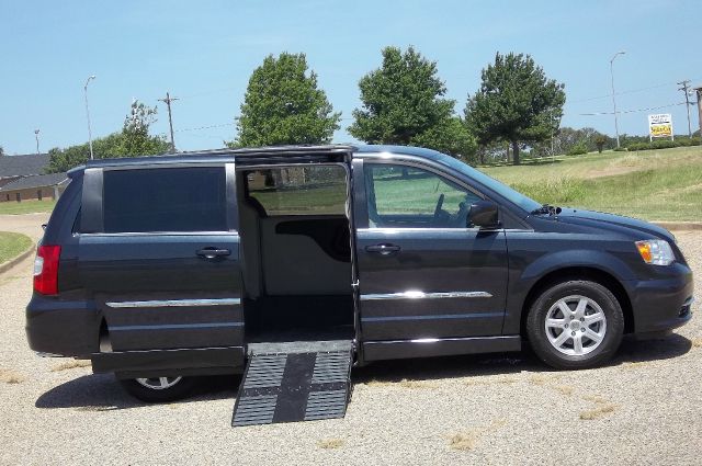 2013 Chrysler Town and Country 3.5