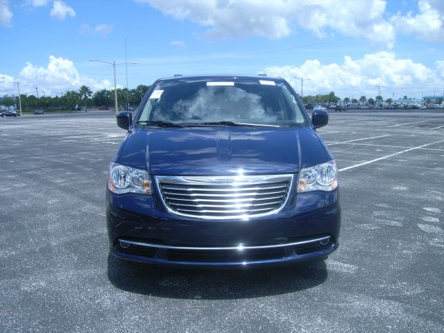 2013 Chrysler Town and Country 3.5