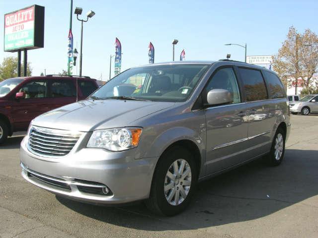 2013 Chrysler Town and Country 3.5