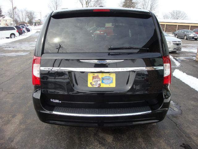 2013 Chrysler Town and Country 3.5