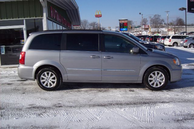 2013 Chrysler Town and Country 3.5