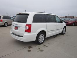 2013 Chrysler Town and Country 4dr Sdn Touring Signature RWD