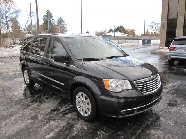 2013 Chrysler Town and Country 3.5