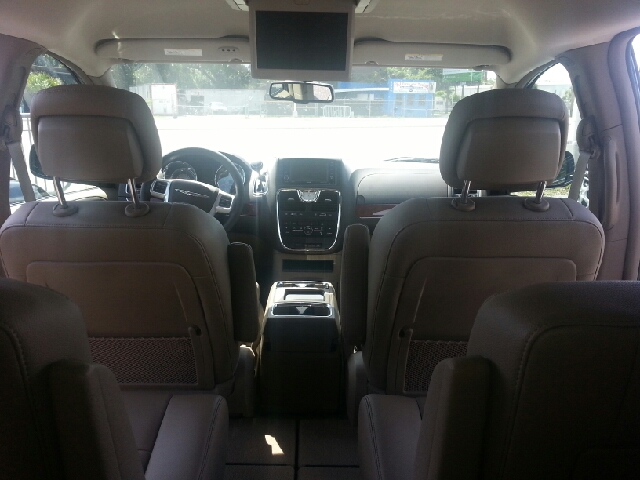 2013 Chrysler Town and Country 3.5