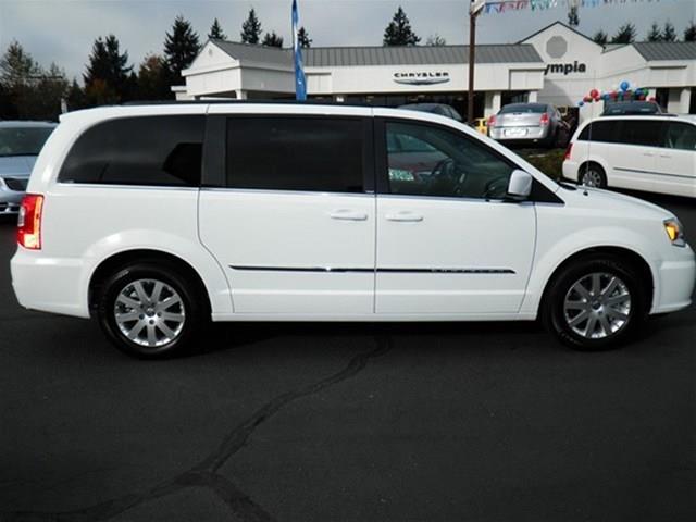 2014 Chrysler Town and Country 3.5