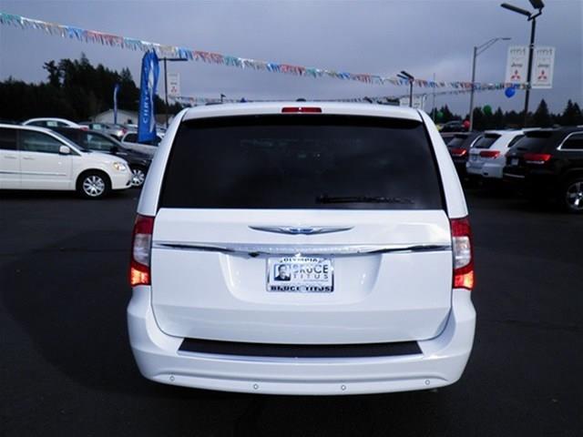 2014 Chrysler Town and Country 3.5