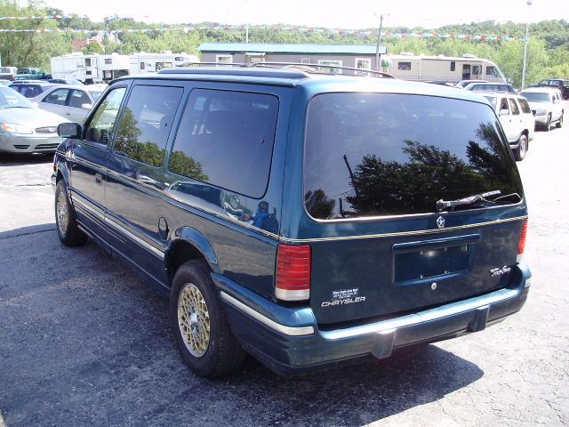 1994 Chrysler Town and Country X