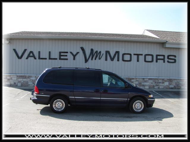 1997 Chrysler Town and Country S Sedan Under FULL Factory Warranty