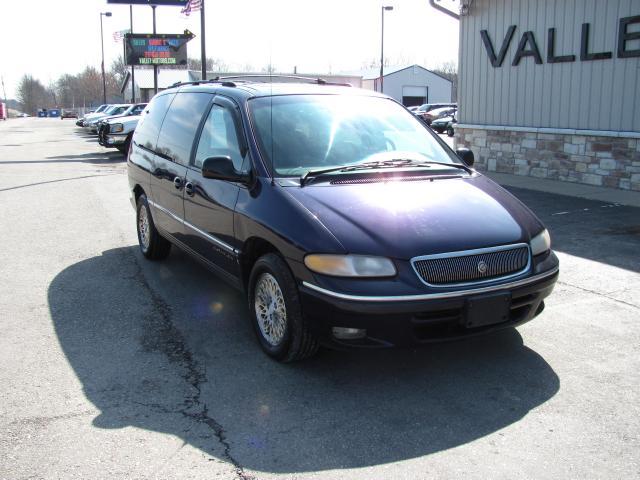 1997 Chrysler Town and Country S Sedan Under FULL Factory Warranty