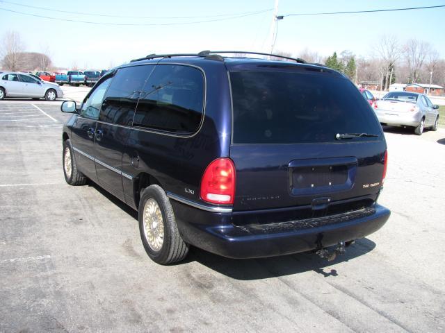 1997 Chrysler Town and Country S Sedan Under FULL Factory Warranty