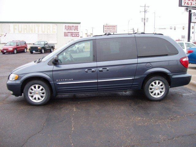 2001 Chrysler Town and Country Rubic