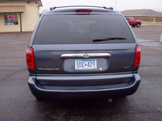 2001 Chrysler Town and Country Rubic