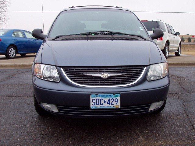 2001 Chrysler Town and Country Rubic