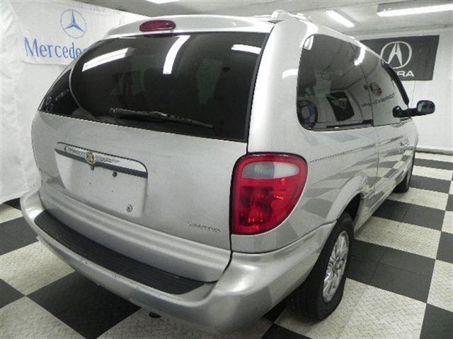 2001 Chrysler Town and Country A7X9